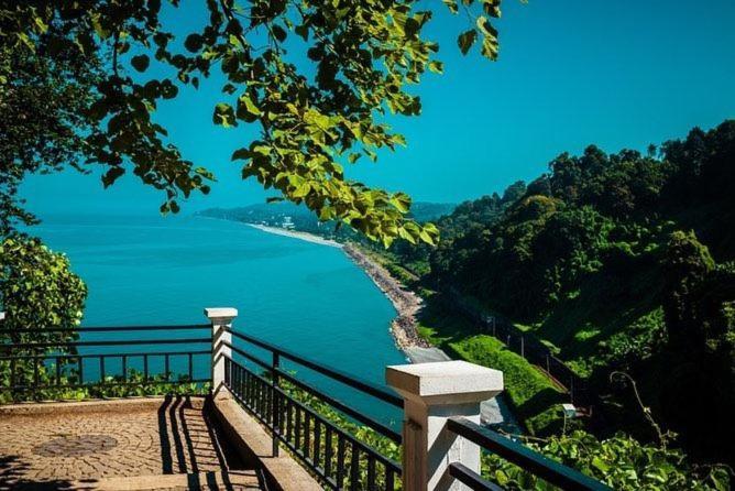 Homestay In Batumi Дом В Чакви エクステリア 写真
