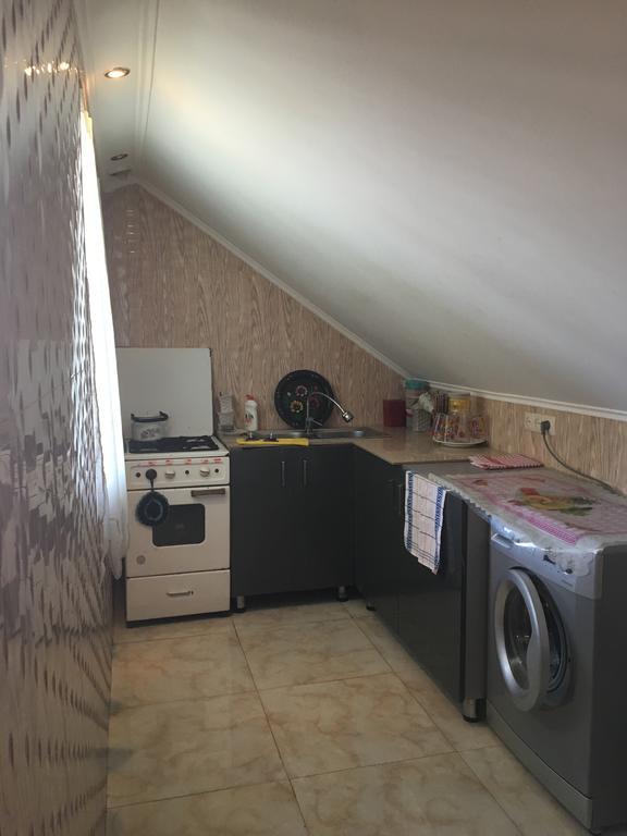 Homestay In Batumi Дом В Чакви エクステリア 写真