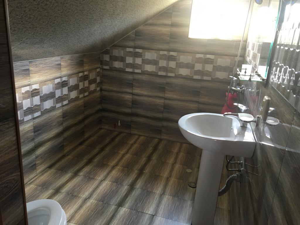 Homestay In Batumi Дом В Чакви エクステリア 写真